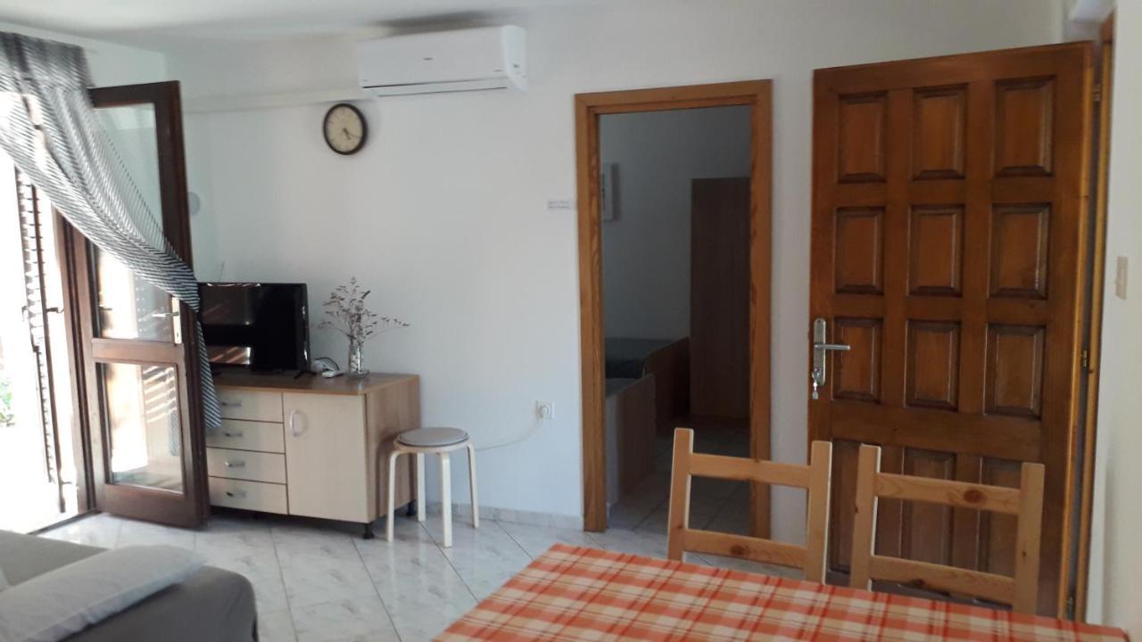 Apartmani Mia Liznjan Luaran gambar