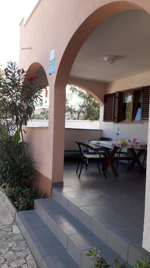 Apartmani Mia Liznjan Luaran gambar