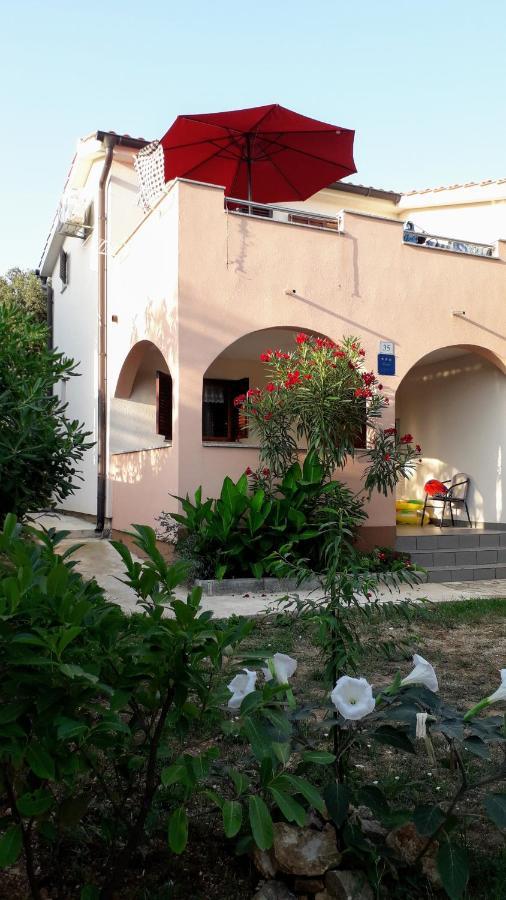 Apartmani Mia Liznjan Luaran gambar