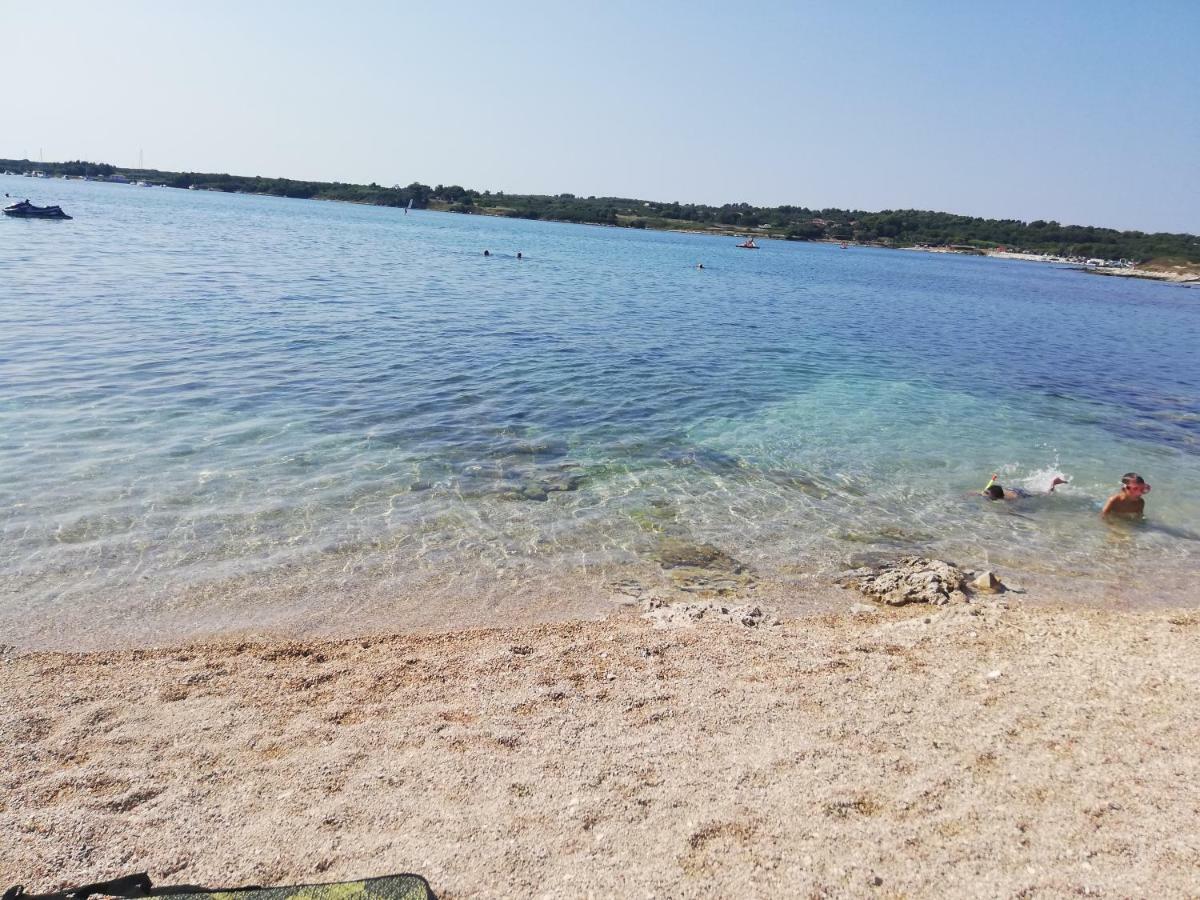 Apartmani Mia Liznjan Luaran gambar