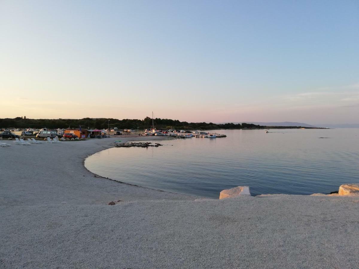 Apartmani Mia Liznjan Luaran gambar