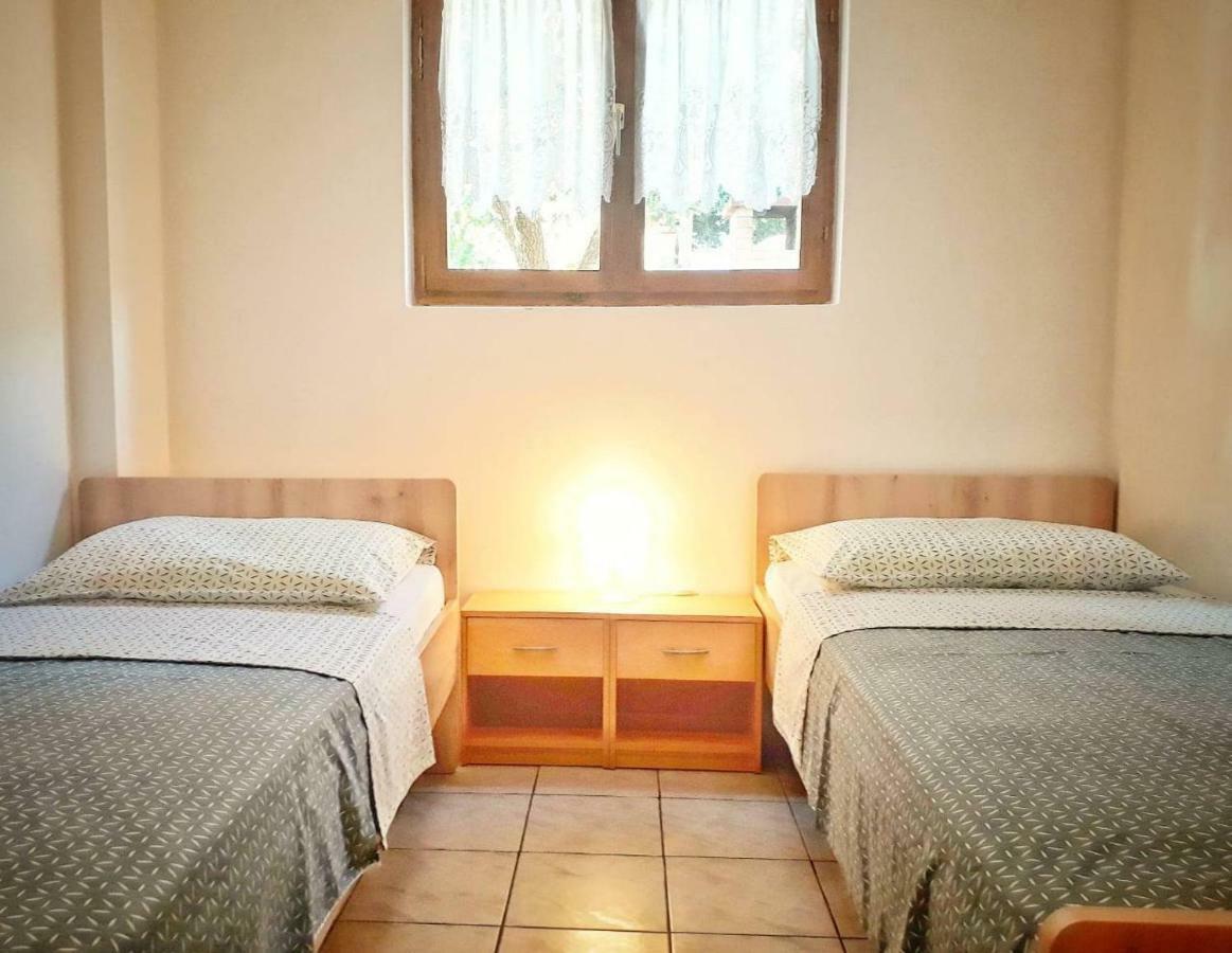 Apartmani Mia Liznjan Luaran gambar