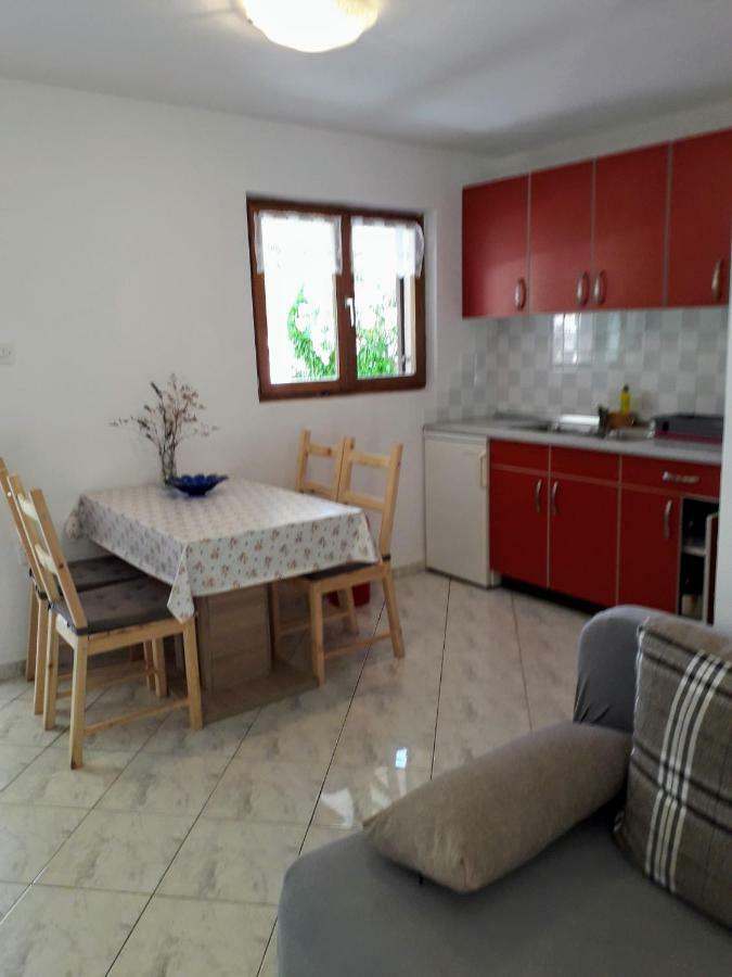 Apartmani Mia Liznjan Luaran gambar