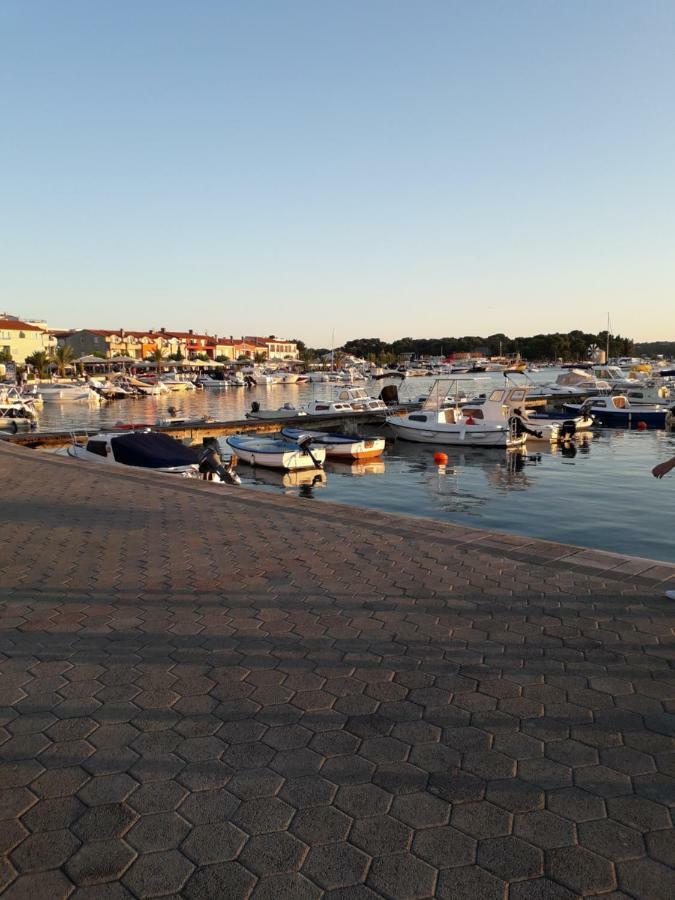 Apartmani Mia Liznjan Luaran gambar